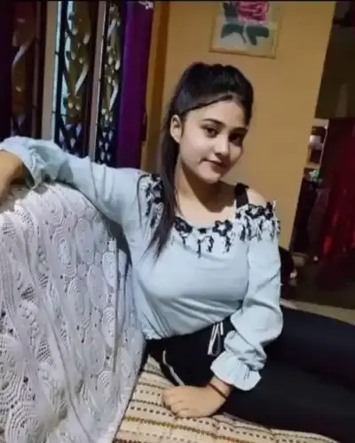 Call Girls Service in Anand Lok